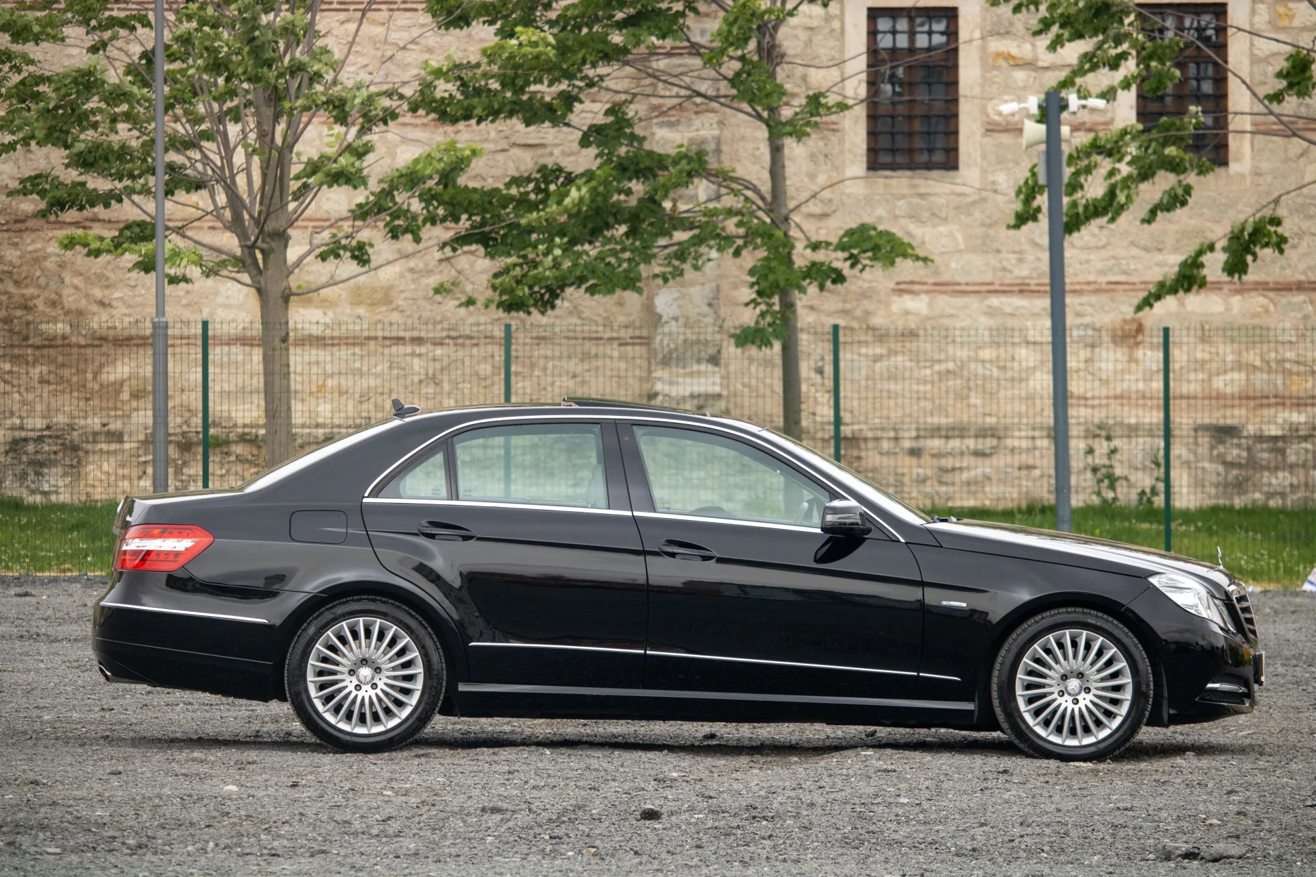 VIP Sedan